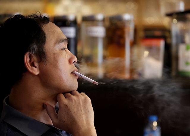 男性一天最多能吸多少支烟？世卫组织：若控制在这个数，还算可以