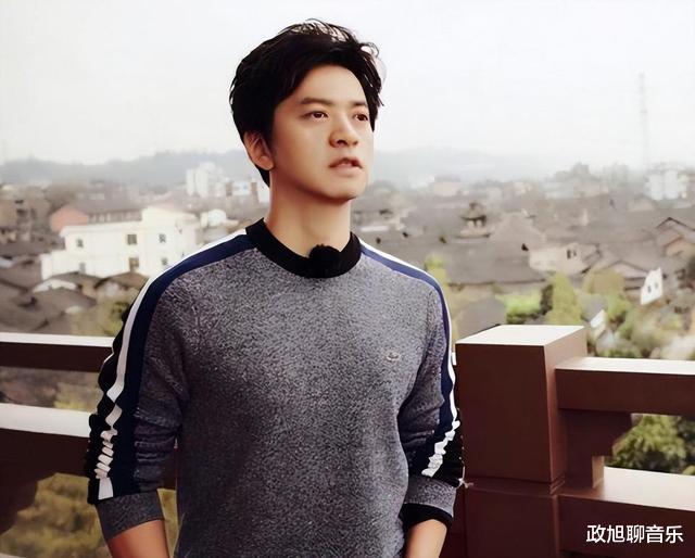 李健|李健突然登上热搜,心里咯噔一下,原来我们都被他的温文尔雅骗了