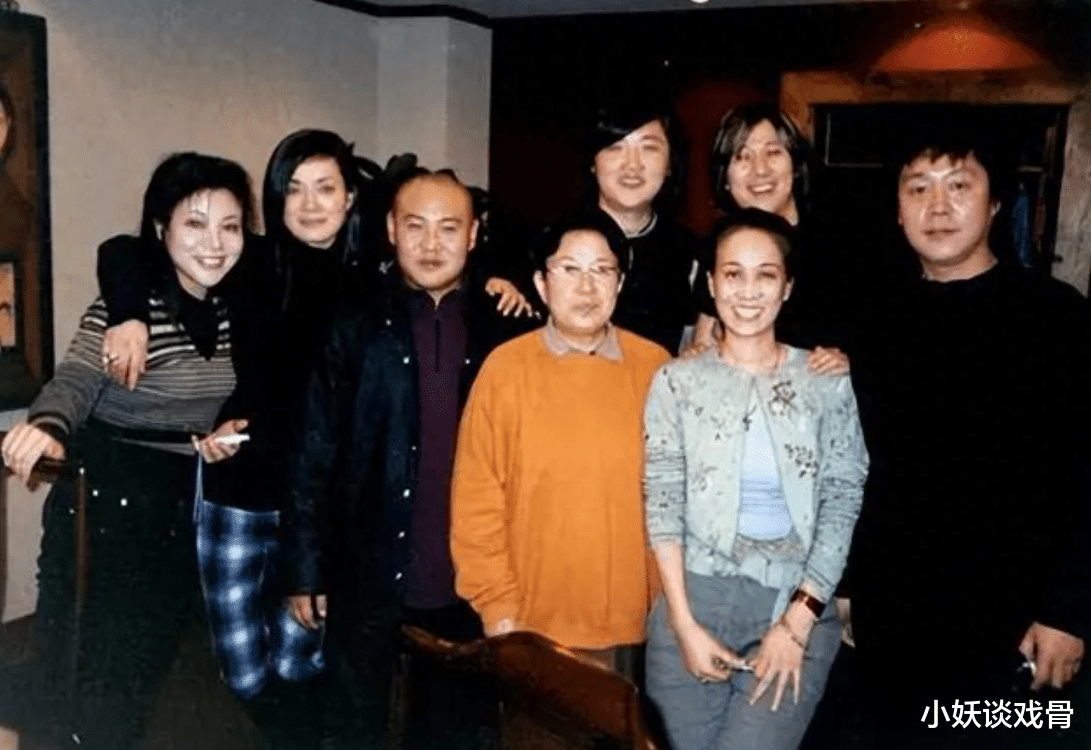 解植琨病逝21个月了,留下260亿遗产,遗孀毛阿敏的选择让人泪目