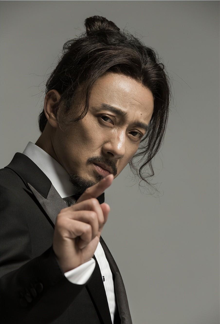 赵立新|赵立新的“存在”是娱乐圈的“悲哀”