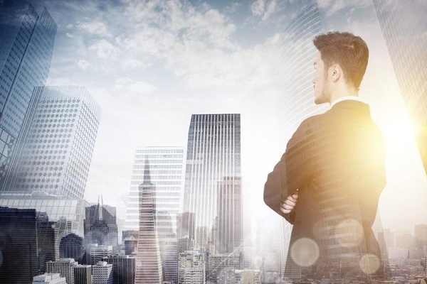 大学|职场中的朋友不是真正的朋友,别妄想和同事成为知己