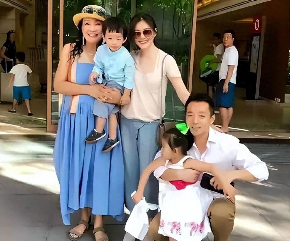 张兰官宣喜讯!透露庭审方向,大S的贪婪让她自食恶果!