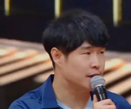 小品|春晚小品的不好笑,是网络梗带来的“悲哀”