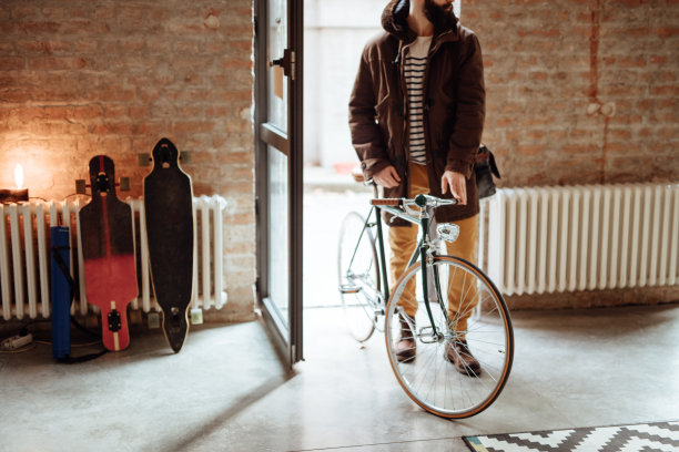 情感|如何在职场中处理情感问题