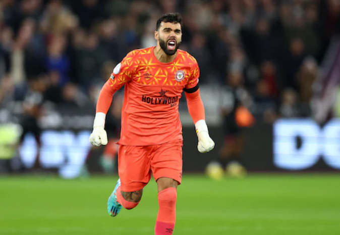 布伦特福德引进新门将,或暗示大卫拉亚离队,曼联机会来