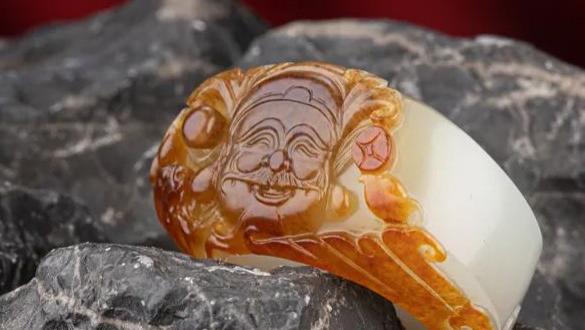 玩玉之心，修得玉性