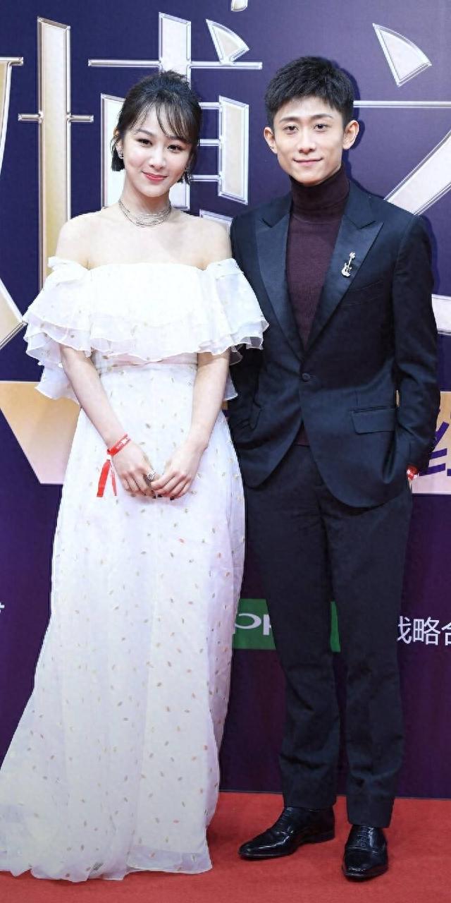 杨紫和鹿晗的故事告诉我们，世界上没有不透风的墙！