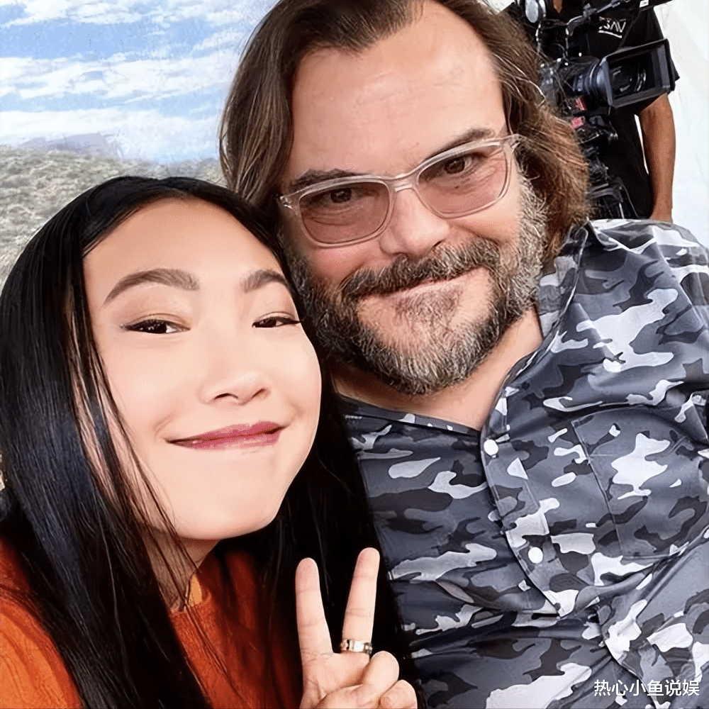 好莱坞“辱”亚裔上瘾了？演了10年风尘女，她终于在此刻爆发了