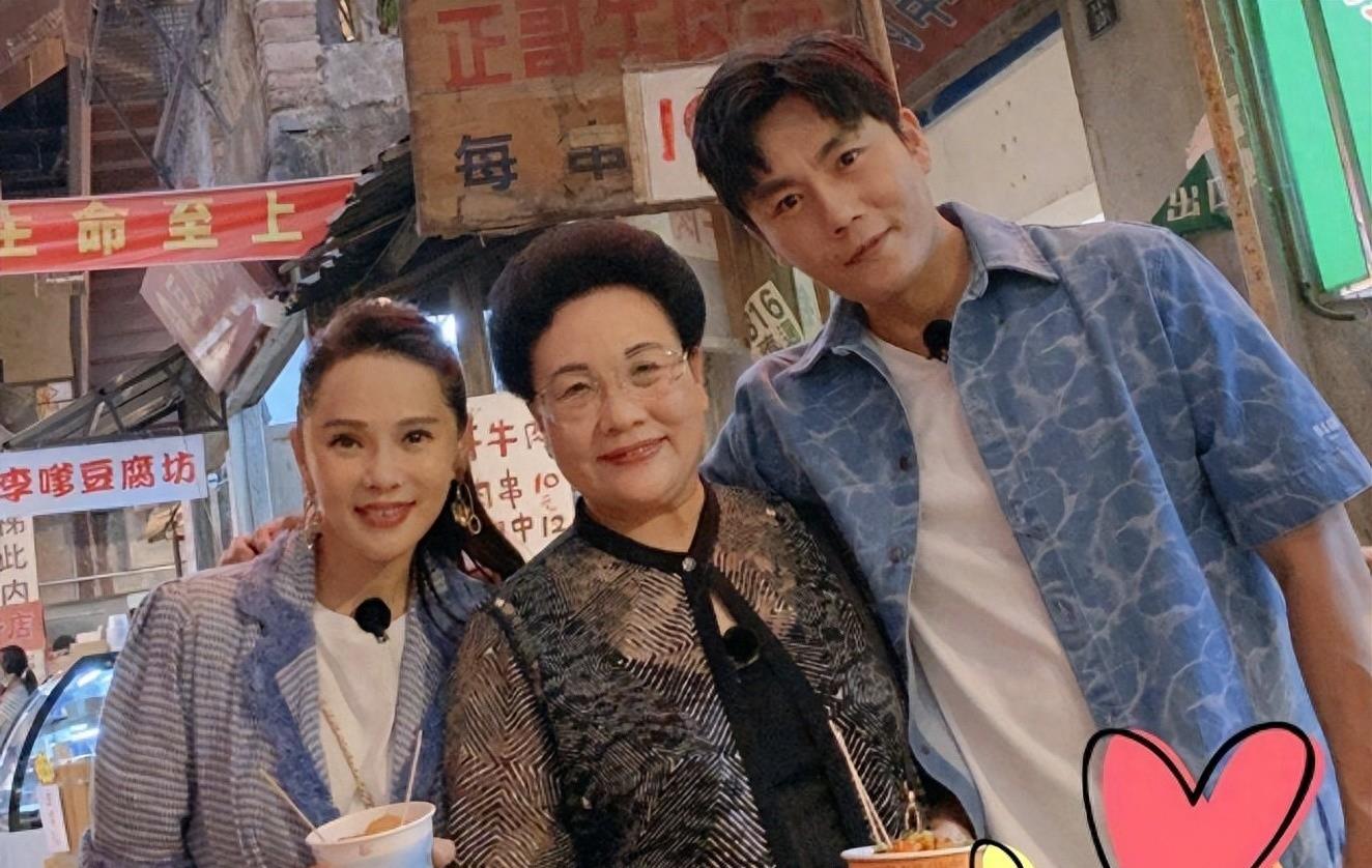 婚变再添实锤,伊能静忍无可忍说出了真相,秦昊该怎么办?