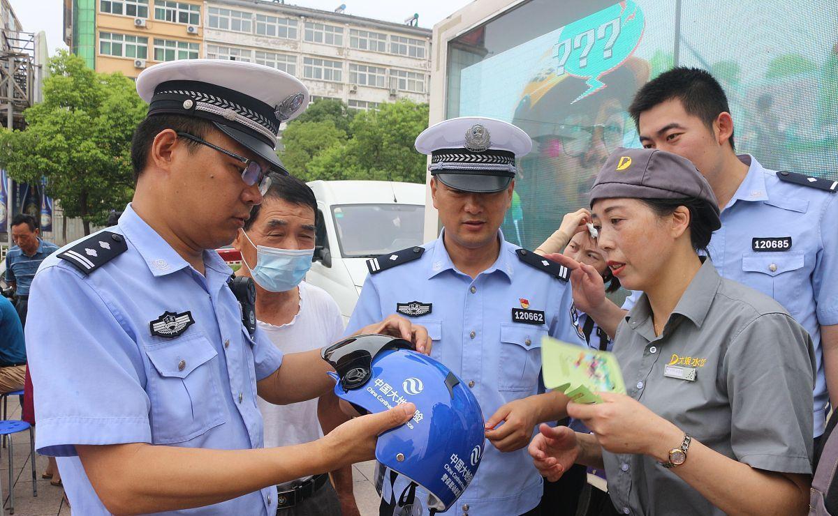 辅警|不限专业，多地辅警急招，报名要求还不高