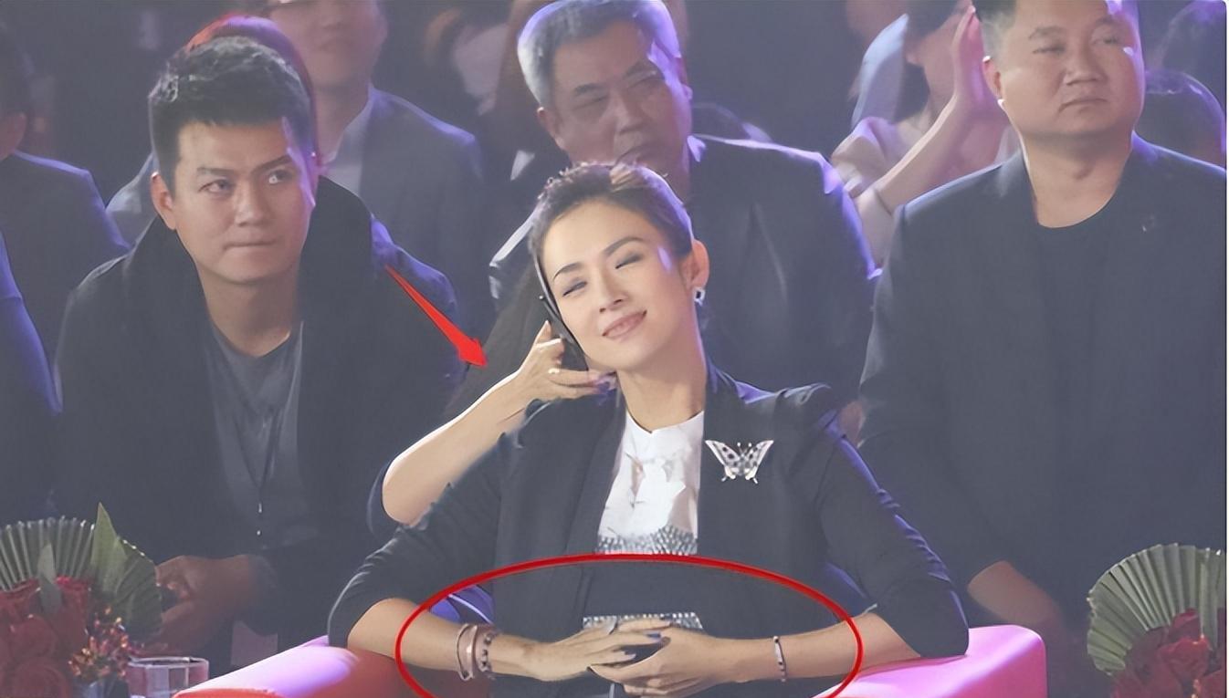 明星|表面是明星背后装皇帝,员工跪地帮其穿鞋,区区艺人这么威风?