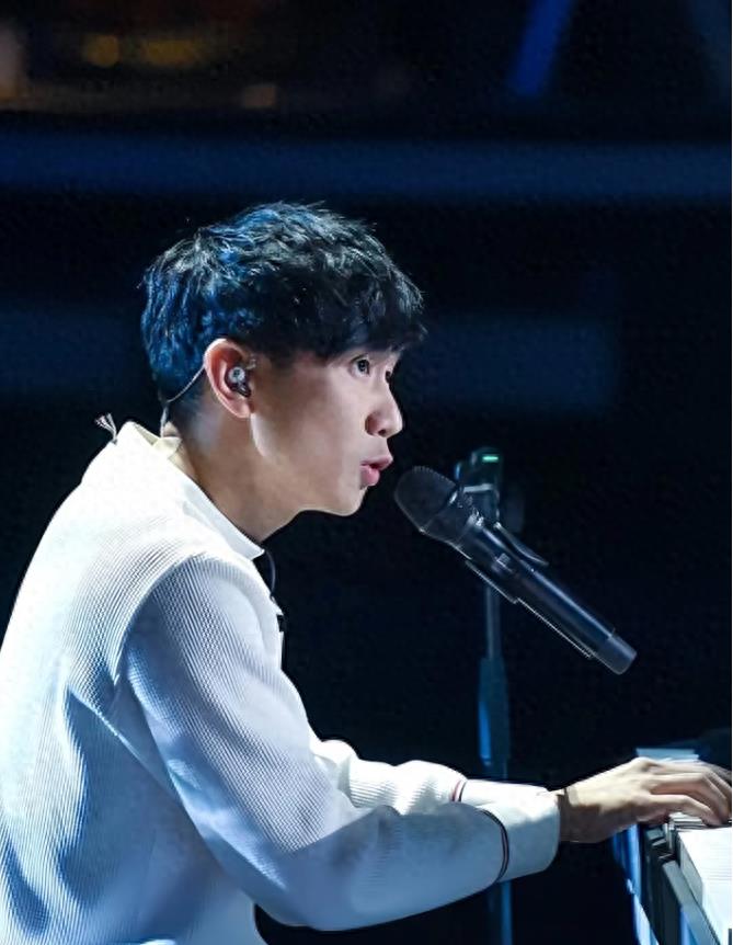 娱乐圈传来5个爆炸消息