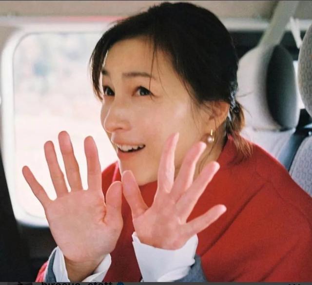 藏地白皮书|知名女星承认出轨!将无限期暂停演出