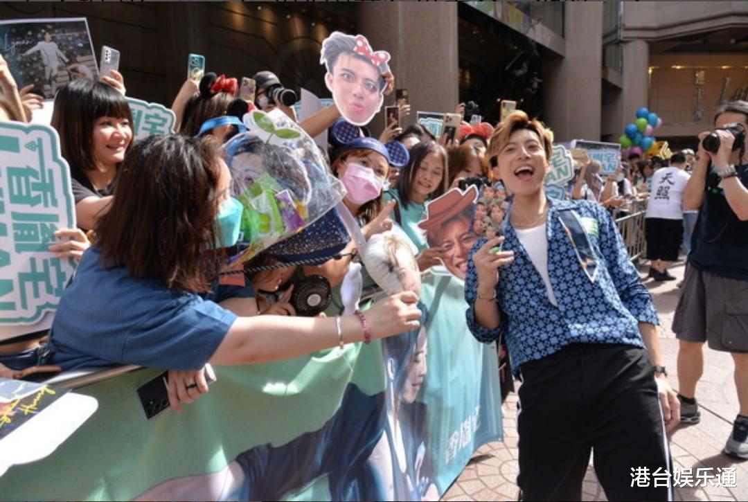 山寨版王嘉尔:因正版不便回港获品牌代言,选秀夺冠仍未签公司