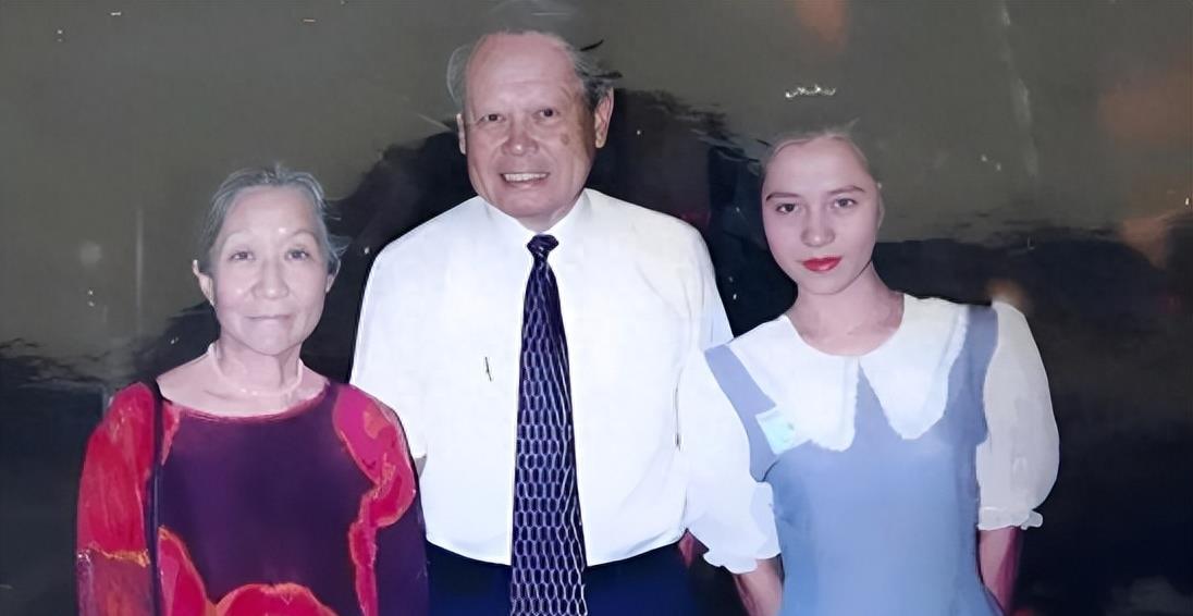 剧终! 翁帆果断亮出自己 “底牌”! 间谍风波不值一提, 更大的阴谋来袭!