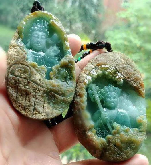 古钱币|令人耳目一新的艺术品，带皮雕刻的翡翠也能那么美！