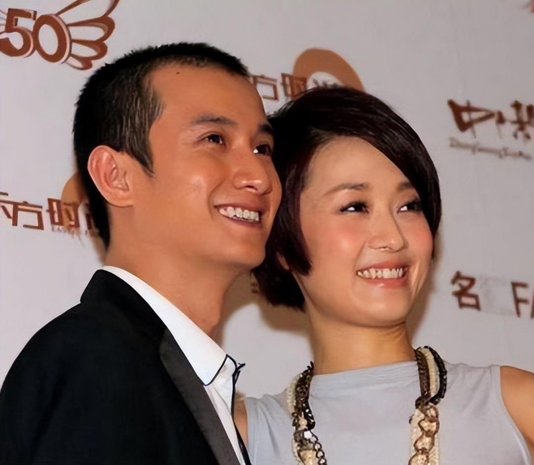 39岁文章近照曝光,满头白发一脸沧桑,马伊琍和女儿却过得很好 - 聚缘