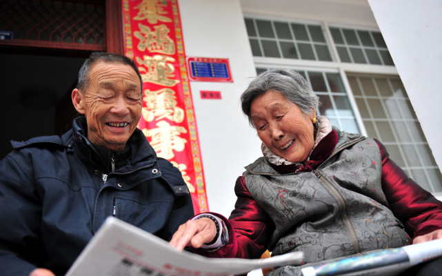 52岁男子，常用一“零嘴”当饭吃，谷丙转氨酶从260降到48