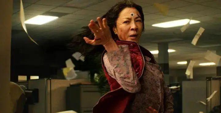 蒋雯丽|短短两个月，两位白玉兰视后接连翻车，演艺圈的糟糕现实，藏不住了