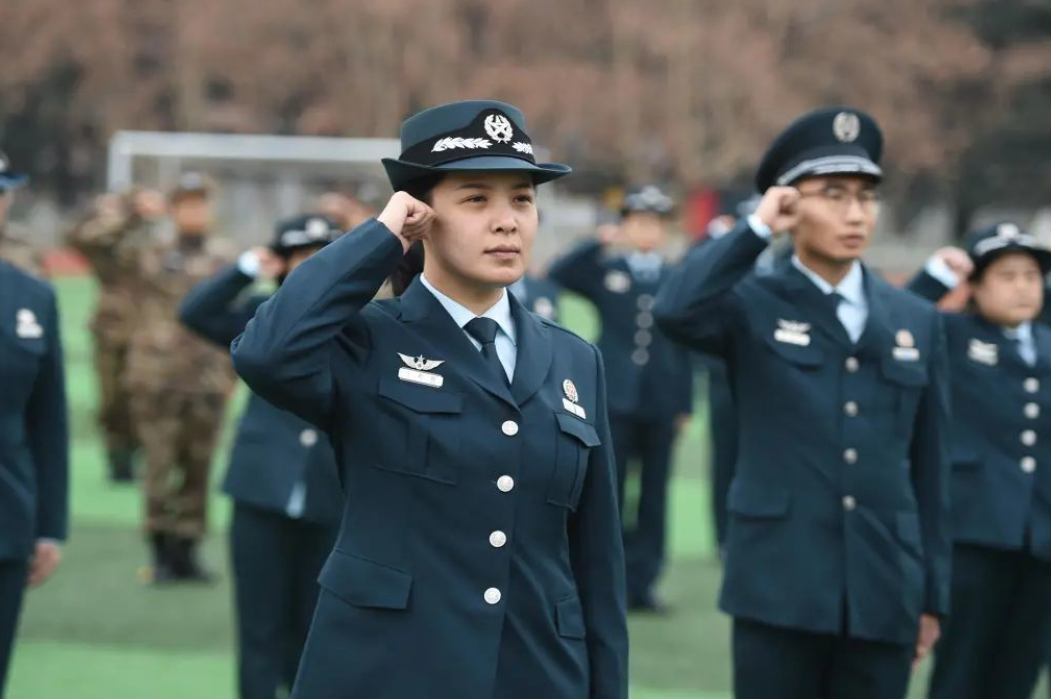 文职|2023年“军招”效果不理想，报考人数低于30万人，背后原因很真实