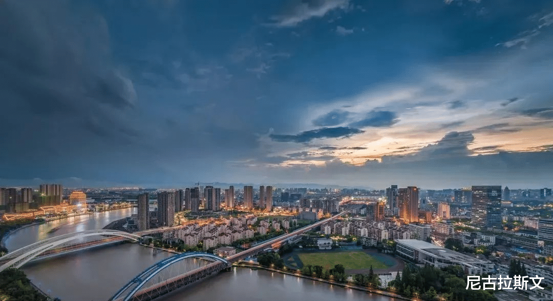 |比上海宜居，比杭州幸福，这是浙江最美的城市！