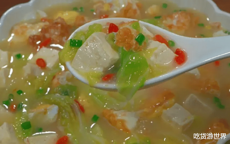 食盐|“饭前一碗汤，胜过良药方”秋季多喝这4道营养汤，补气血健脾胃