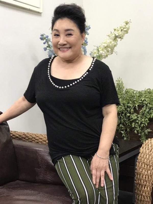 晚景凄凉！70岁女星中风失智存款仅剩30元，20多位明星伸出援手