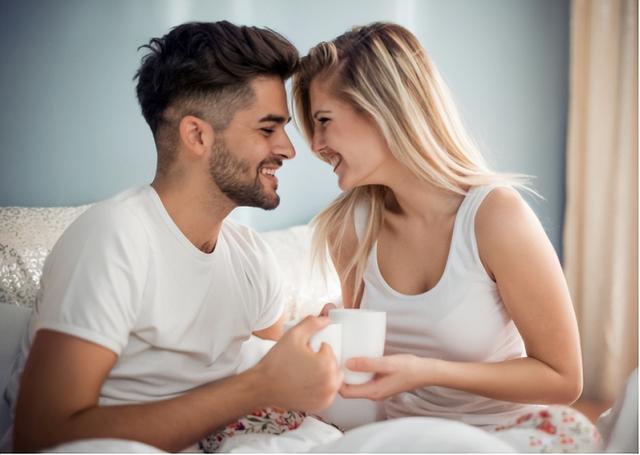 心脏|夫妻“亲热”有益健康,但专家提醒:需避开这些时间段,否则伤身