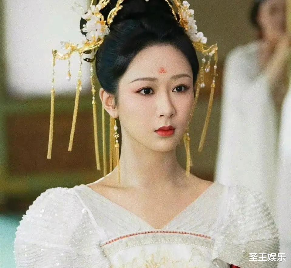 《长相思2》国庆档开播:小夭赤水丰隆大婚,相柳抢亲,害惨小夭