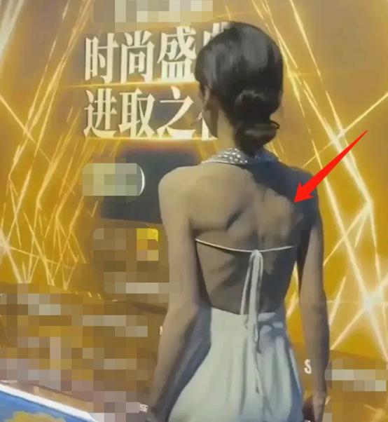 瘦到病态、全身涂白、非人细腰，内娱的畸形审美，什么时候是尽头？