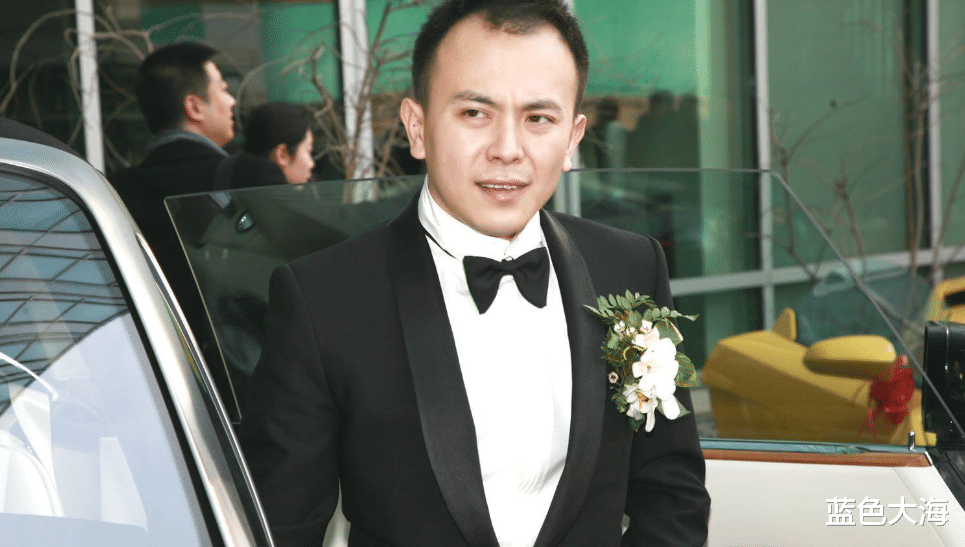 梅艳芳|曝某明星夫妻私生活混乱,男的喜欢嫖娼,女的经常搞“剧组夫妻”