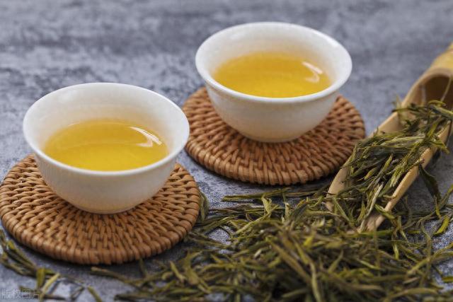 每天把绿茶当水会怎样 对身体有危害吗