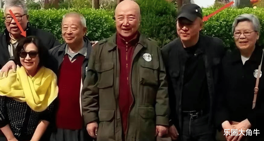 同样是李连杰基因,把黄秋燕女儿和利智女儿一对比,差距就出来了