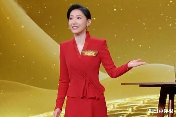 主持人大赛:撞脸任鲁豫的杨旭摘得桂冠,但最大的赢家却是撒贝宁