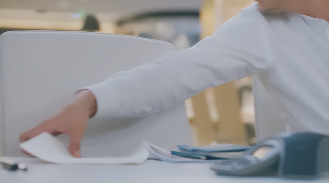 对不起，我弃剧了，《骄阳伴我》剧情越来越离谱，编剧真有你的！