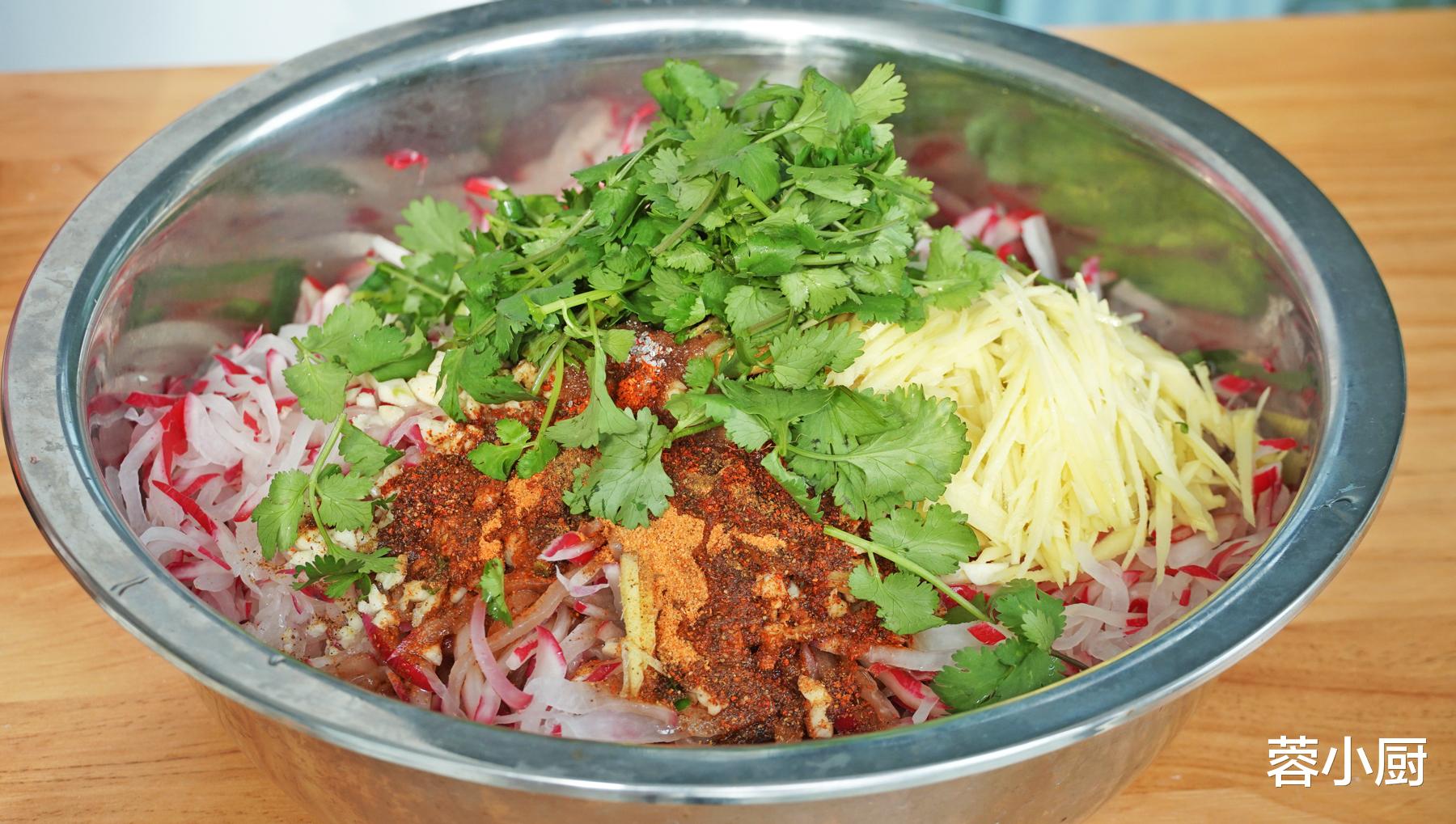 萝卜|腌萝卜丝，学会正确做法，不生涩不发苦，清脆解腻，全家都爱吃