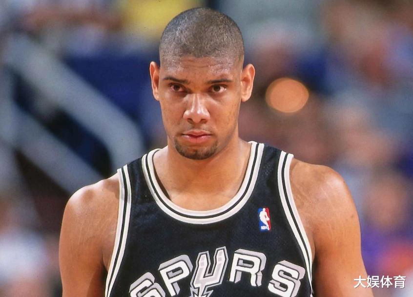 邓肯的职业生涯本可以更漫长，大学打了整整4年，早可以打NBA了