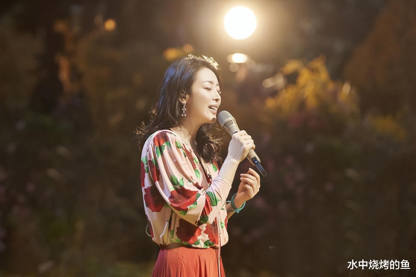 时光音乐会2|《时光音乐会2》高分收官，节目组请对了嘉宾，综艺效果拉满，周深化身关键先生