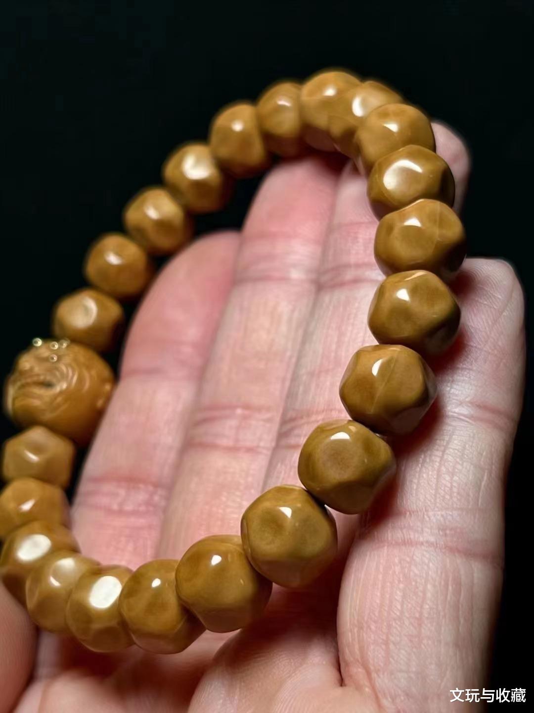 人人追求品质的时代，穷人是否也能玩得起高品质文玩？