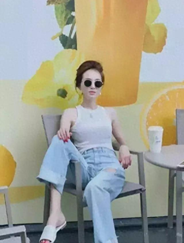 恒大歌舞团长白珊珊:一赌便是整个青春,谎言终将拆穿