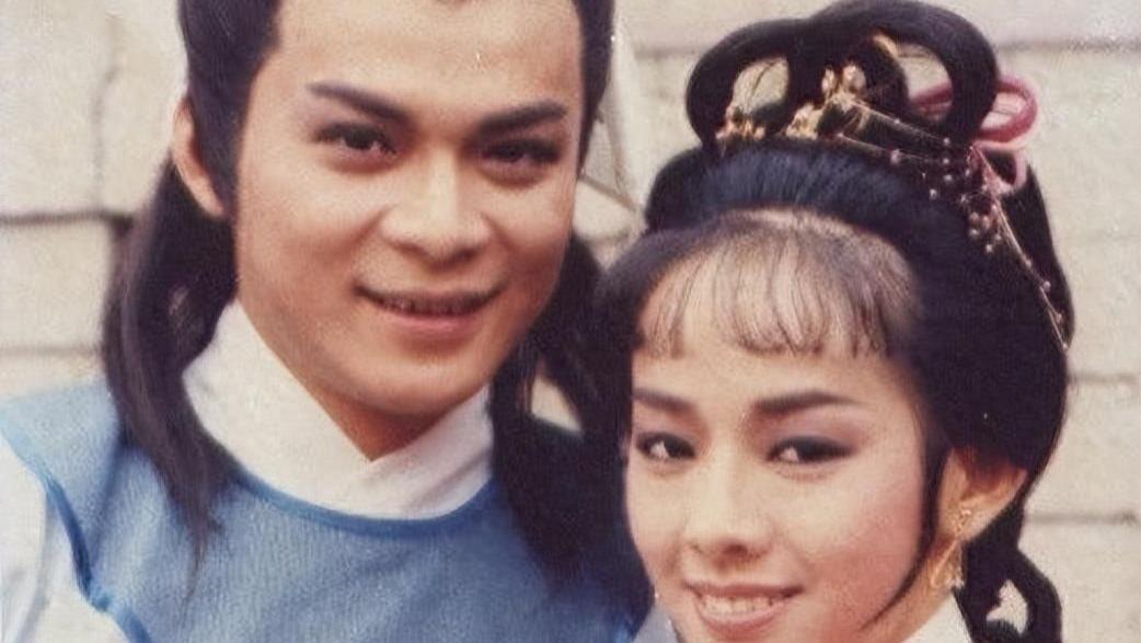 港媒曝黄日华求婚女神，妻子去世只有三年，之前说好的终生不娶呢？