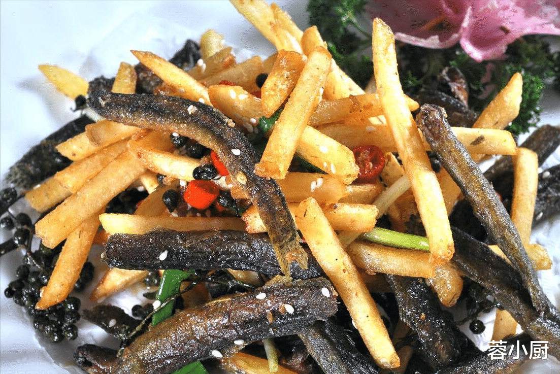 美食教程|人老腿先衰？建议 50岁后，少喝牛奶多吃4物，走路有劲，安稳度伏