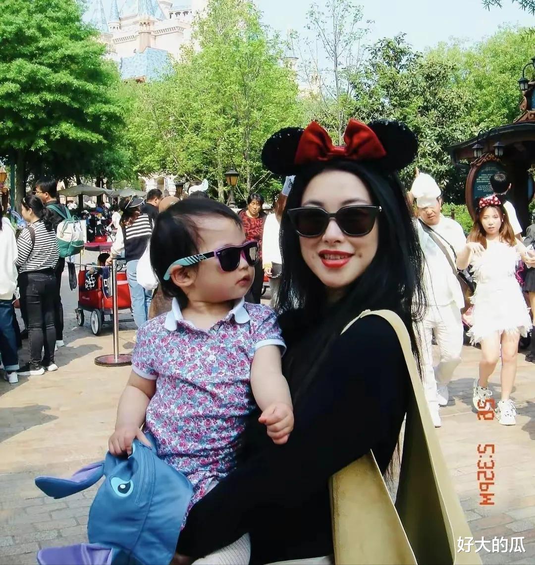 朱珠|朱珠女儿待遇曝光:遗产丰厚,长得丑父母不嫌弃,获王昀佳照顾多