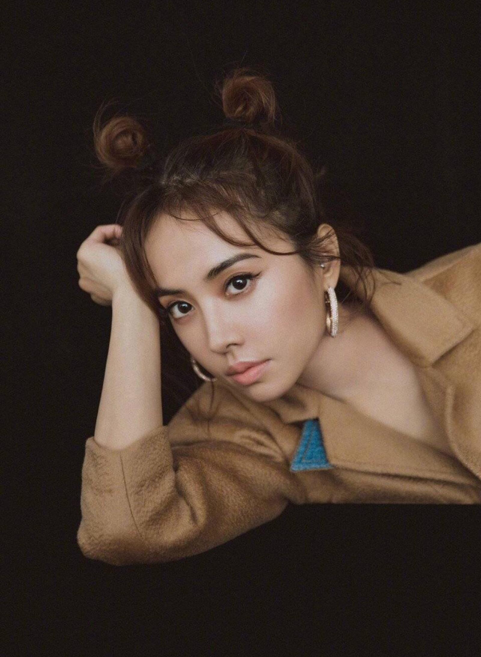 蔡依林|坚决赞同！蔡依林田馥甄等6位台湾艺人被除名，立场问题：零容忍！