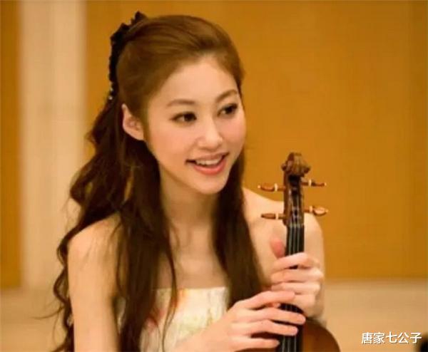 羽生结弦离婚：吃软饭惹得祸？