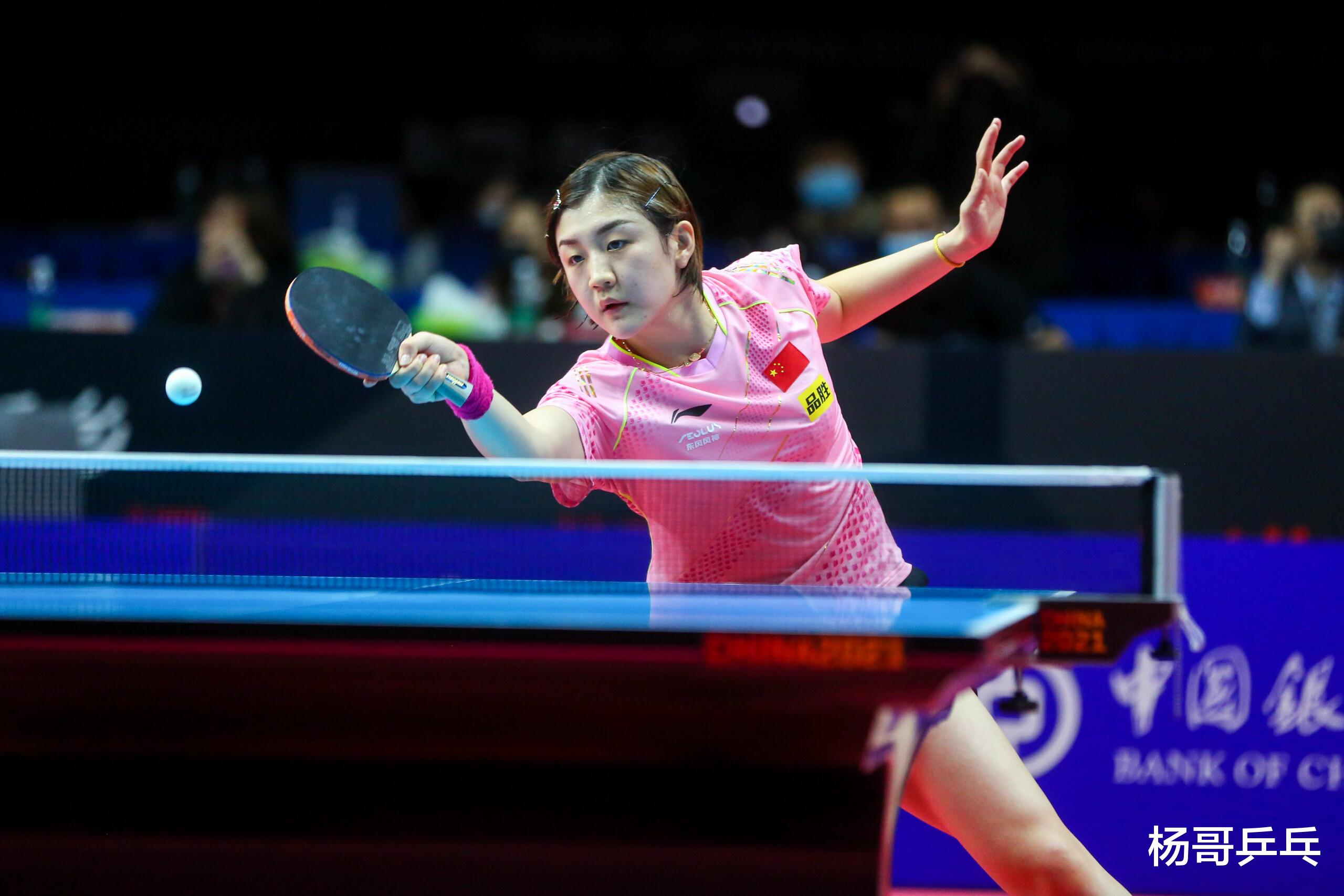 2020年,陈梦第一次参加世界杯的比赛,就在决赛中击败了小将孙颖莎