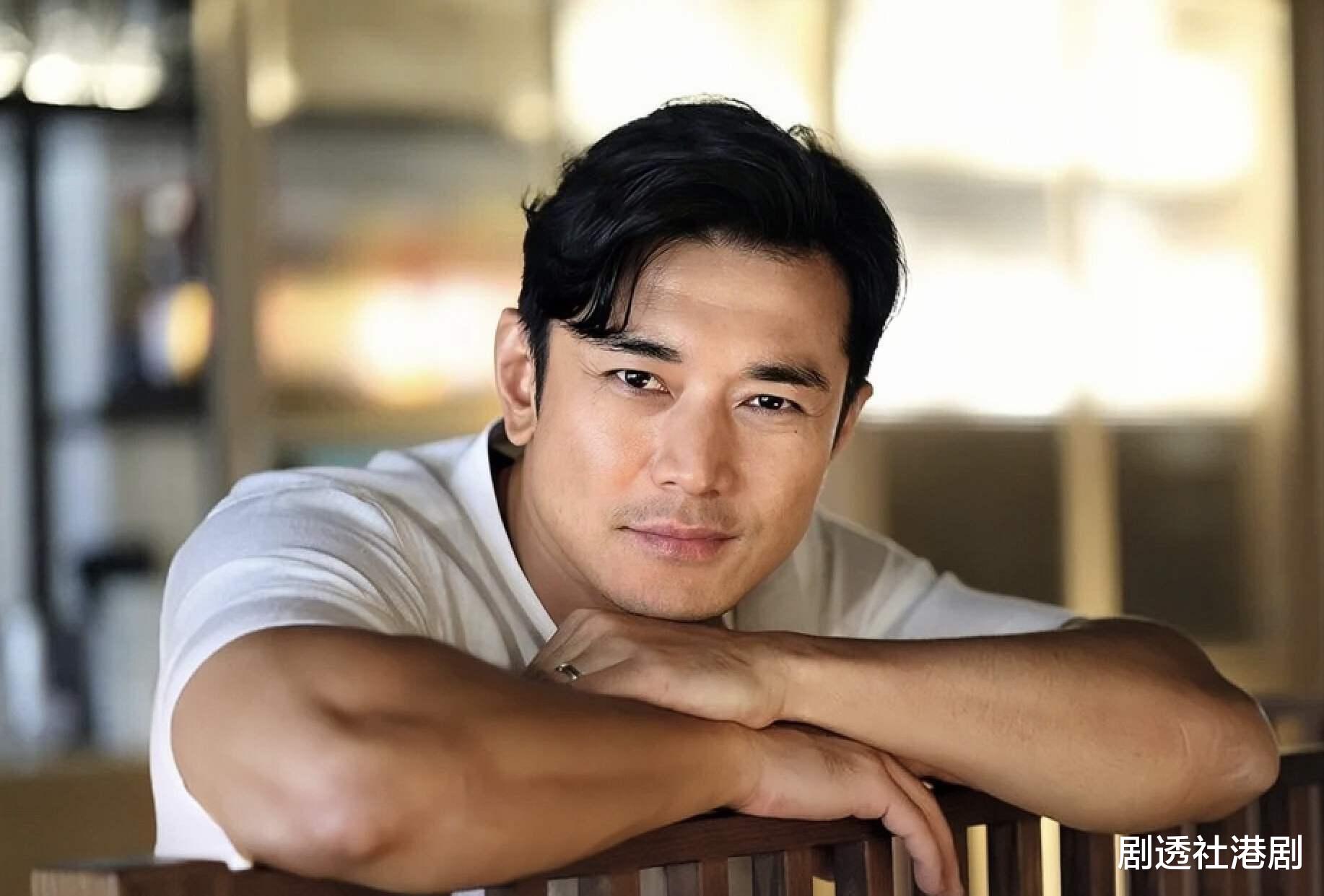 TVB知名男星痛批公司山头文化，因演不到男主角拒绝续约，两度改名转运