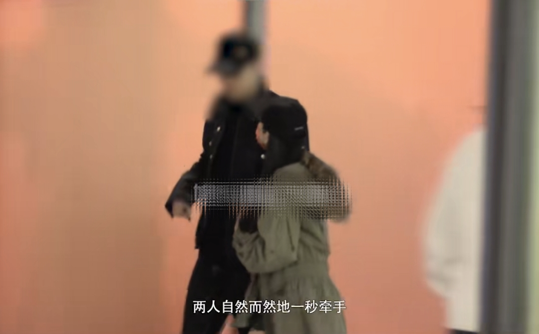 金莎|金莎和素人男友同框首次被拍！二人逛街牵手挽臂，呈现最萌身高差