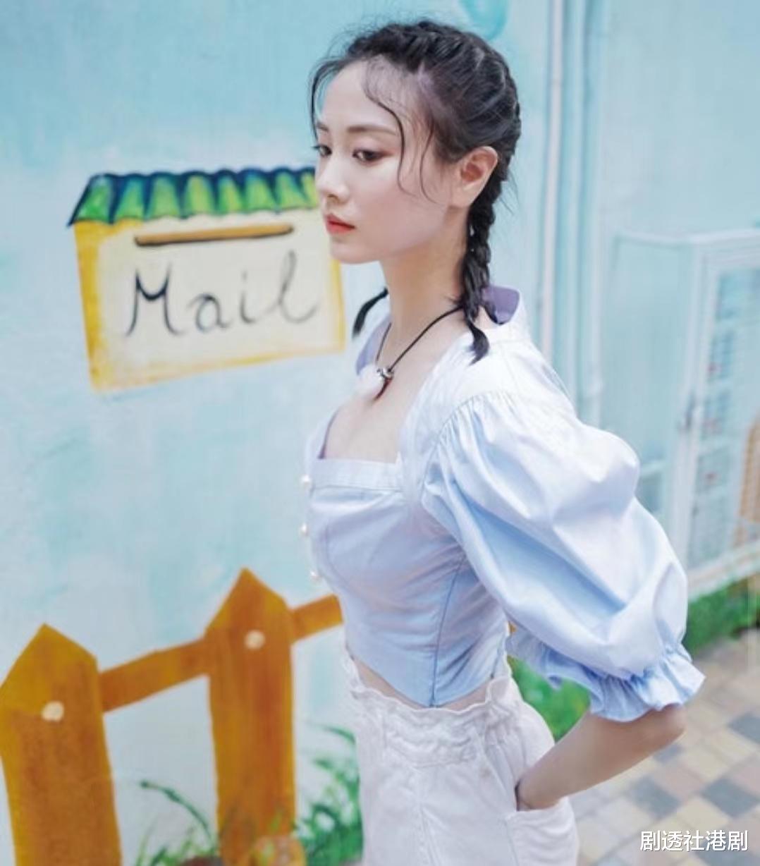 朱晨丽|疑搬入明星豪宅!TVB女星被曝想催旺事业,曾有多位艺人在此居住过