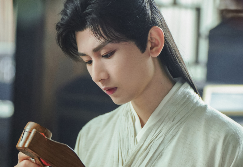 《长相思》《莲花楼》首播口碑对比，真是没有对比就没有伤害